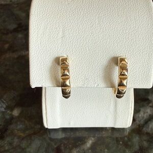 Textured 14k gold hoops